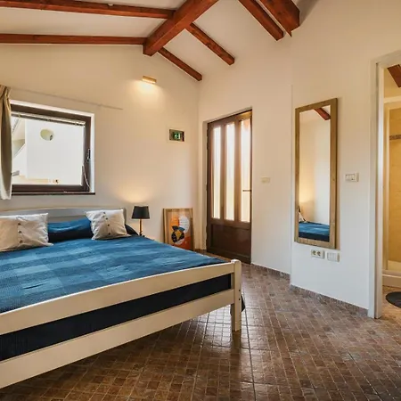Olea Apartment