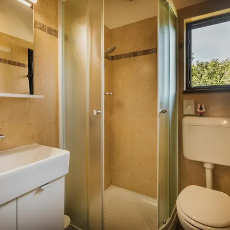 Olea Apartment *